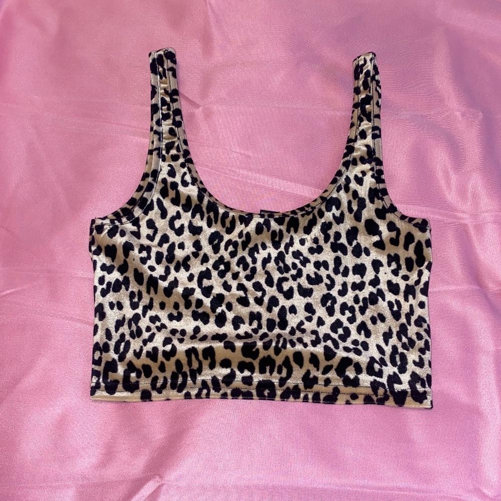 Velvet cheetah print crop top